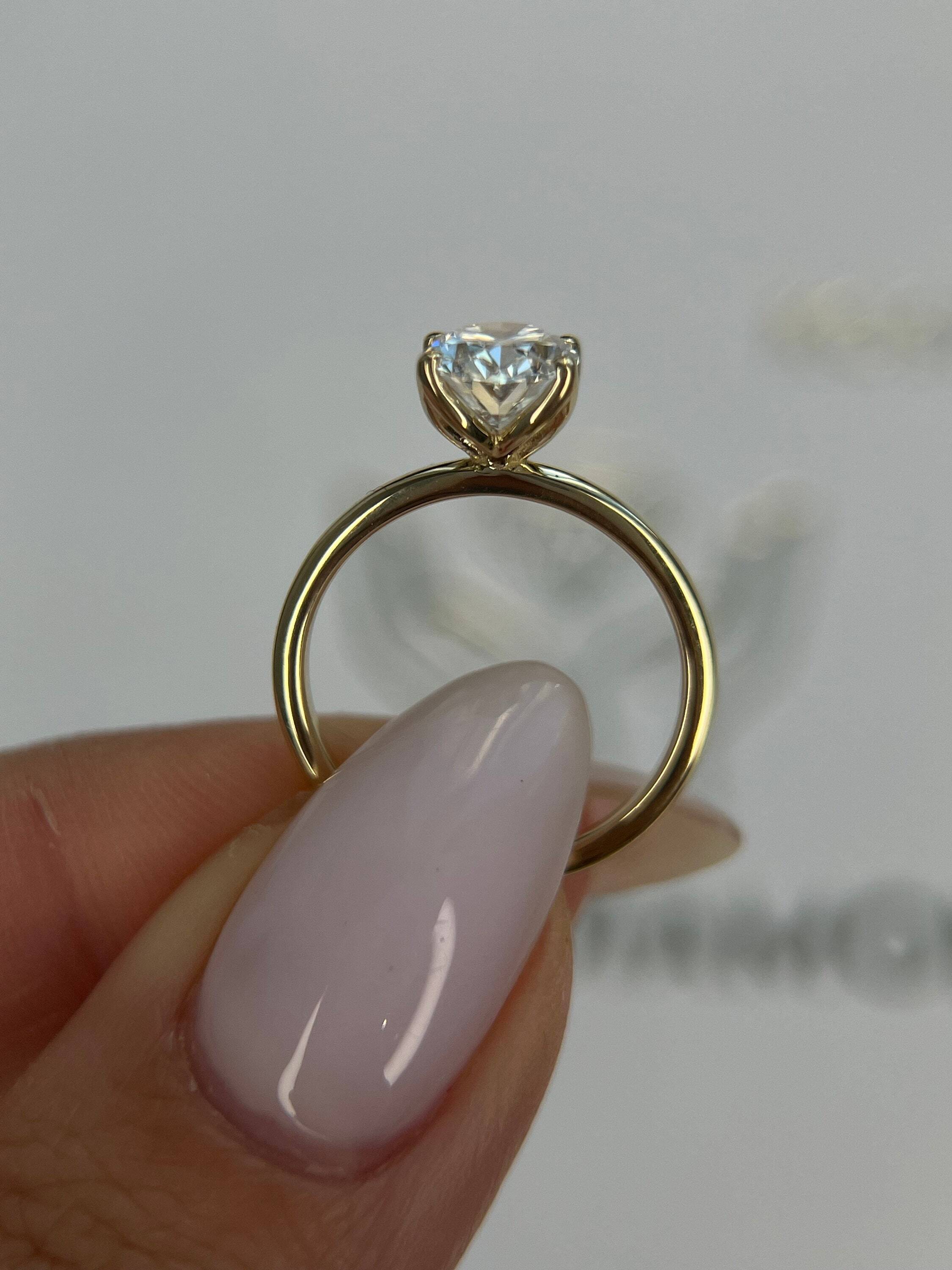 Tulip Design 1.5 Carat Oval Excellent Cut Diamond Solitaire Engagement Ring