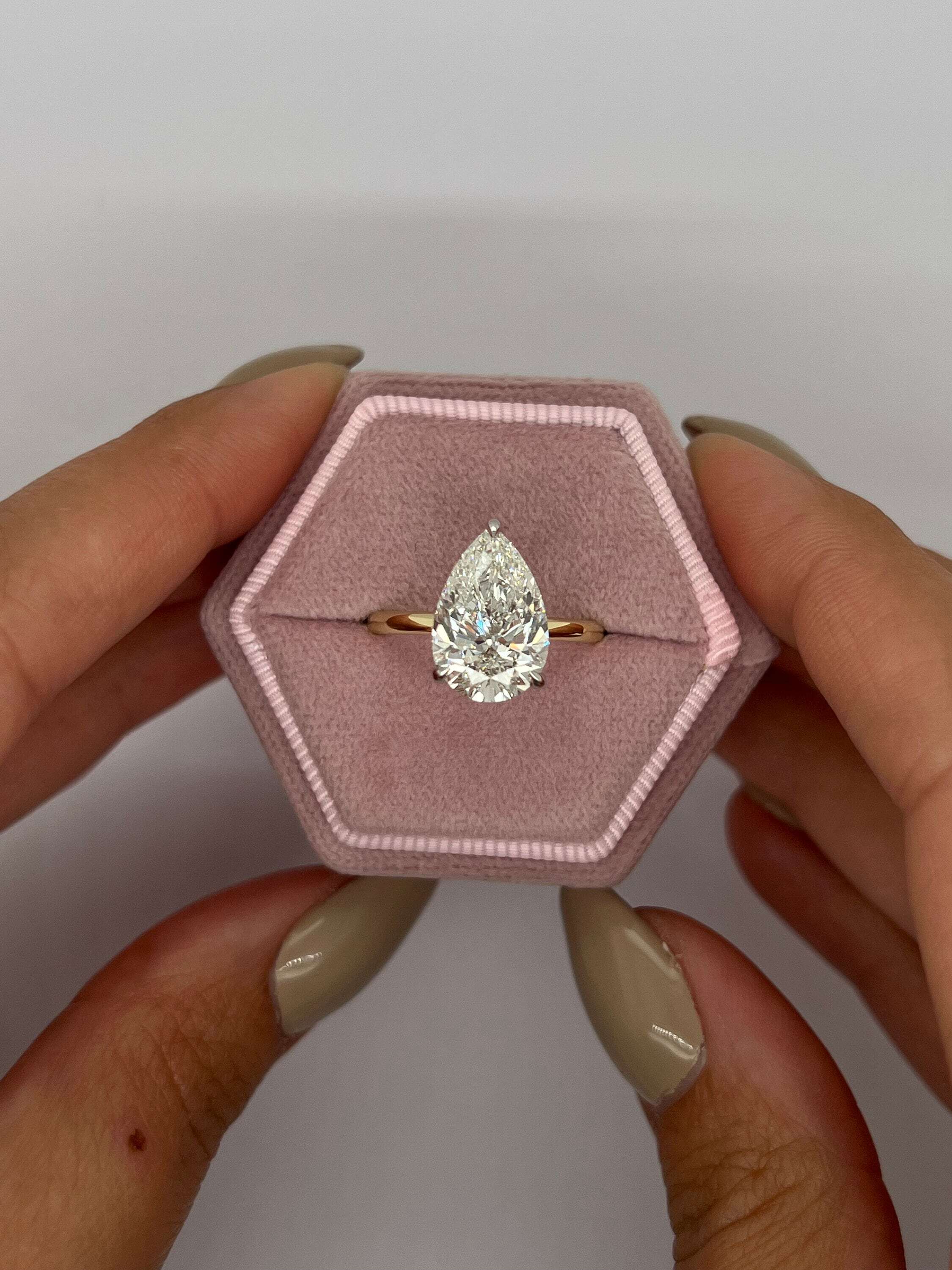 4 Carat Pear Cut Solitaire Diamond Engagement Ring, 3 prongs