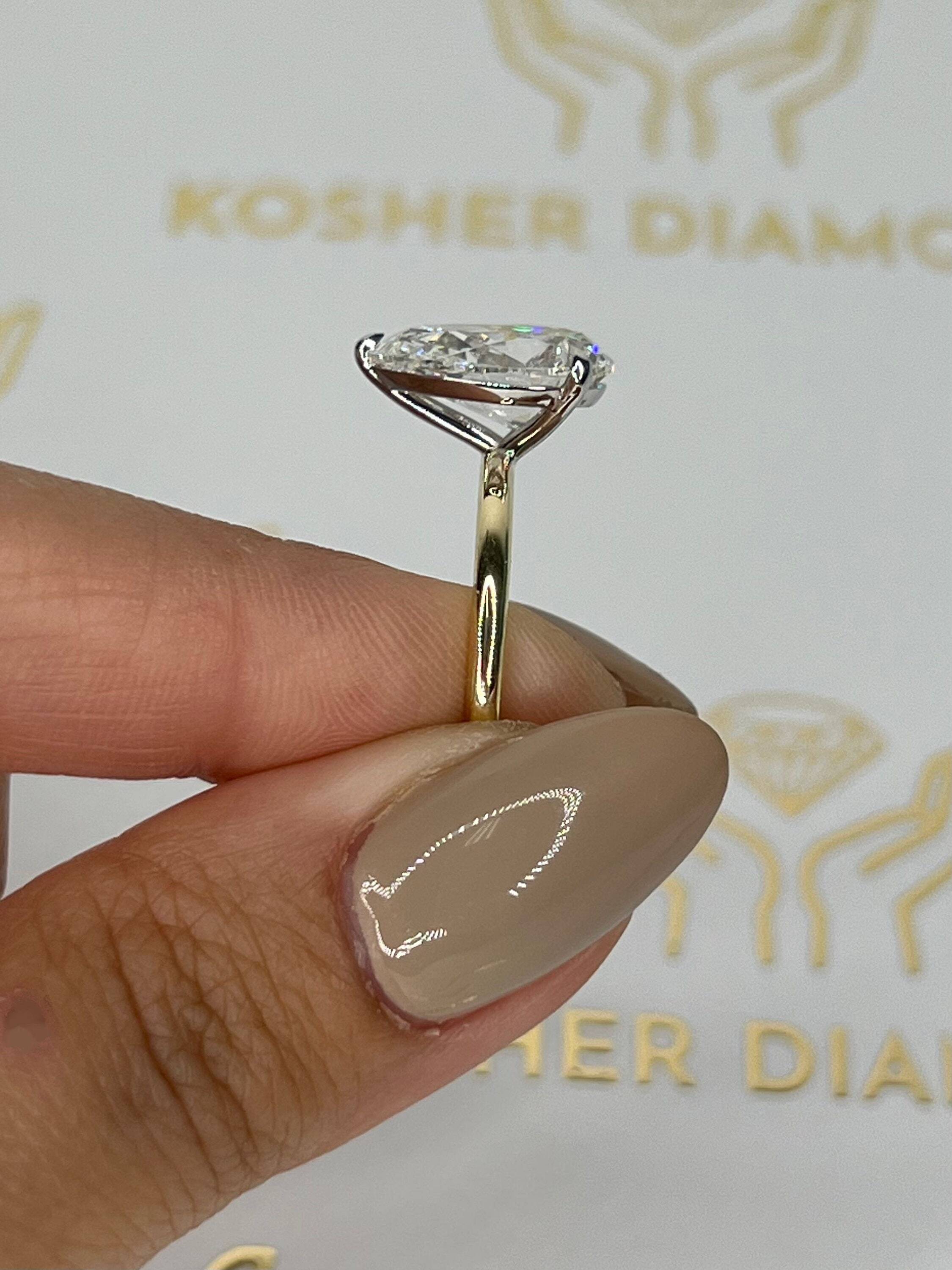 4 Carat Pear Cut Solitaire Diamond Engagement Ring, 3 prongs