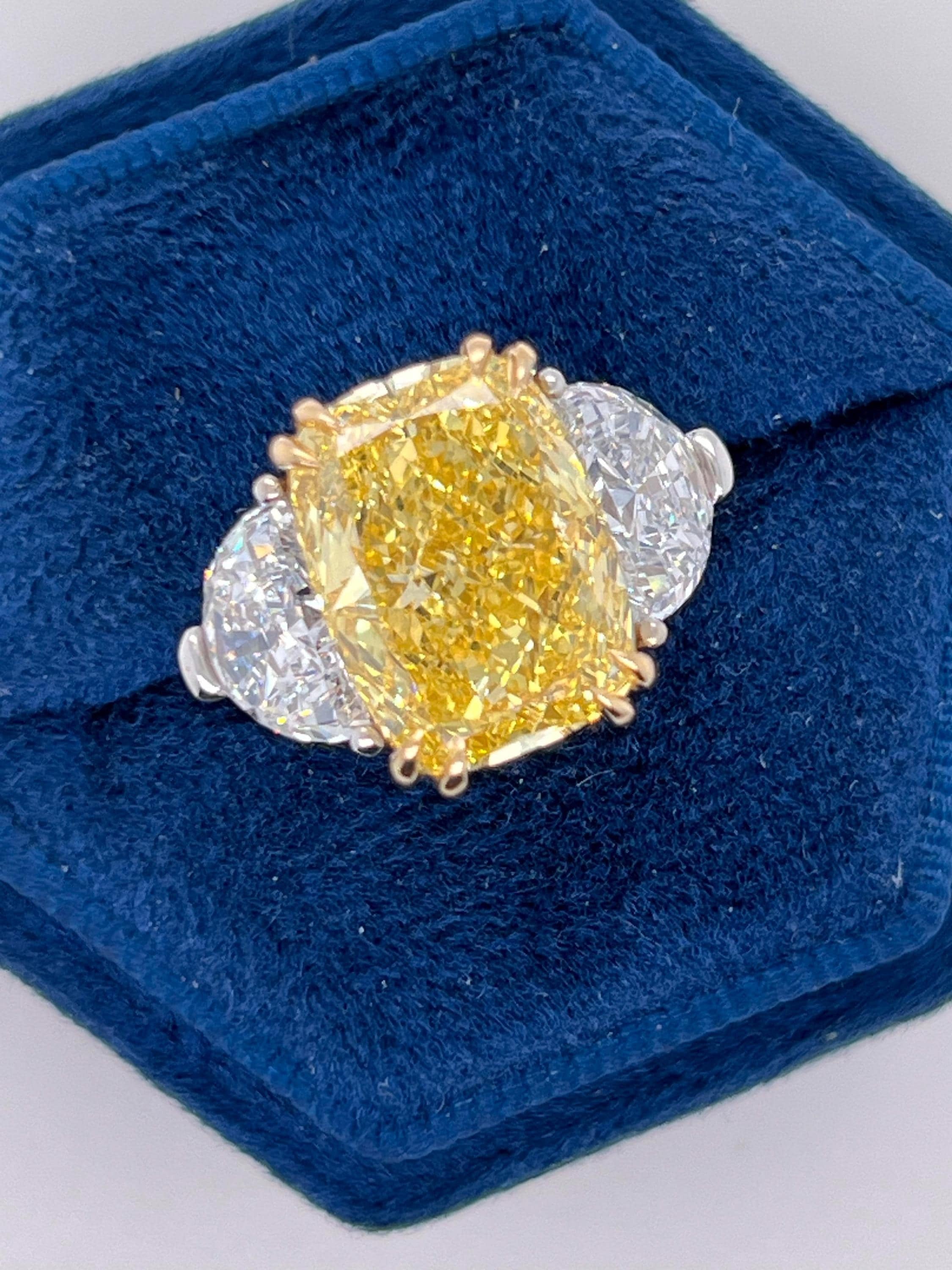 9.5 Carat Total Fancy Vivid Yellow VVS2 Cushion Cut Diamond Three Stone Half Moon Two Tone Engagement Ring