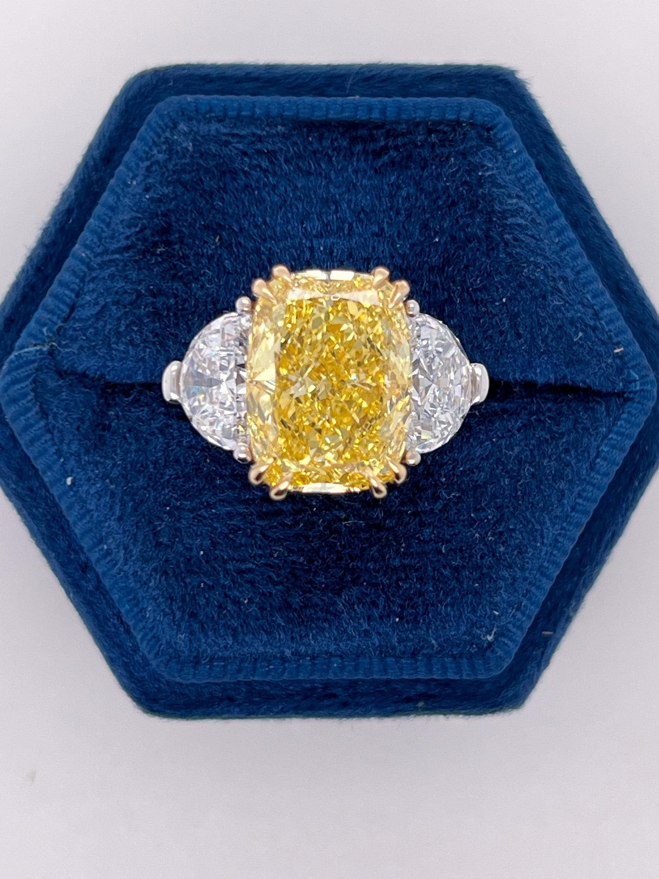 9.5 Carat Total Fancy Vivid Yellow VVS2 Cushion Cut Diamond Three Stone Half Moon Two Tone Engagement Ring