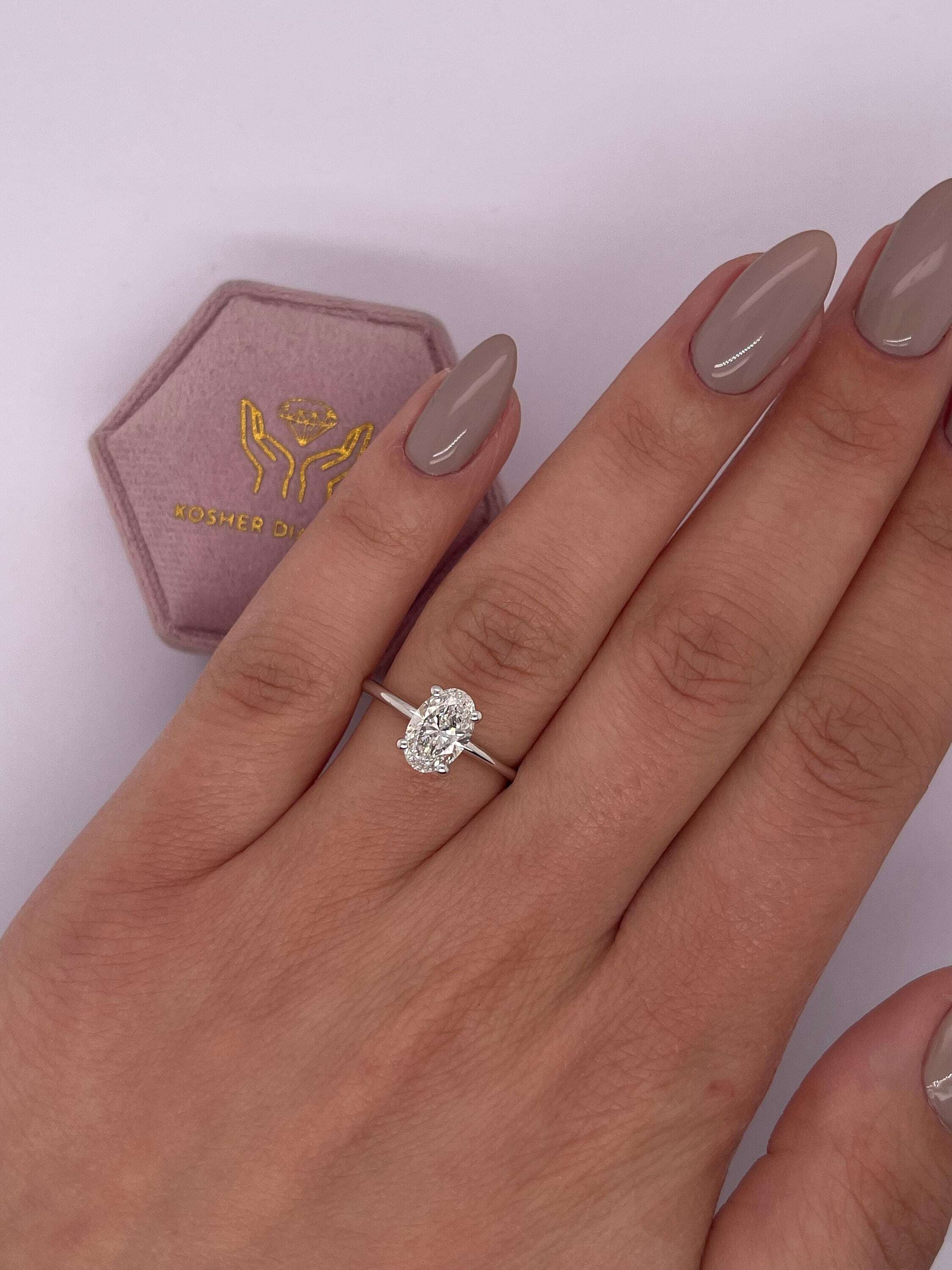 1 Carat Oval Cut Diamond Solitaire Engagement Ring