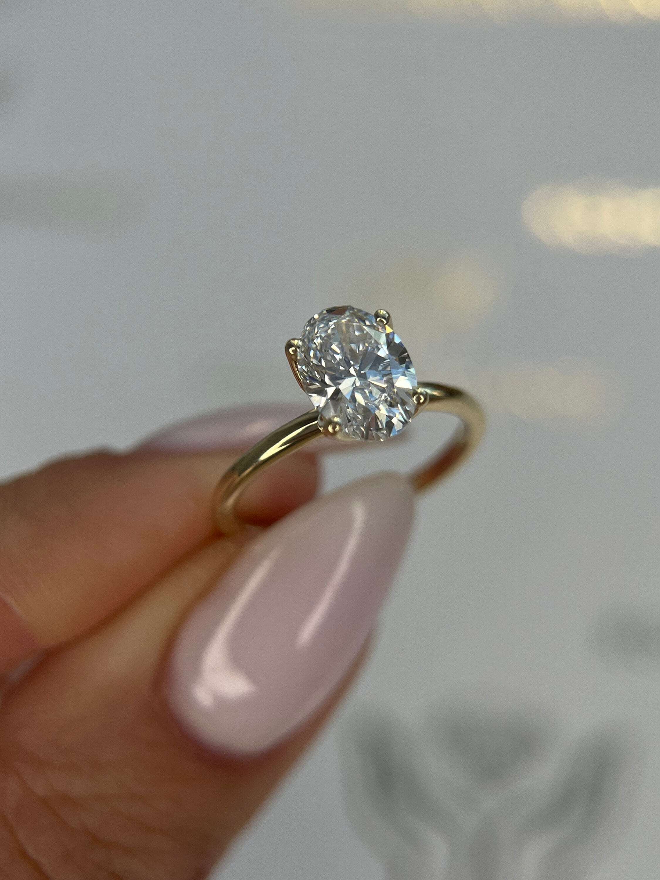 Tulip Design 1.5 Carat Oval Excellent Cut Diamond Solitaire Engagement Ring