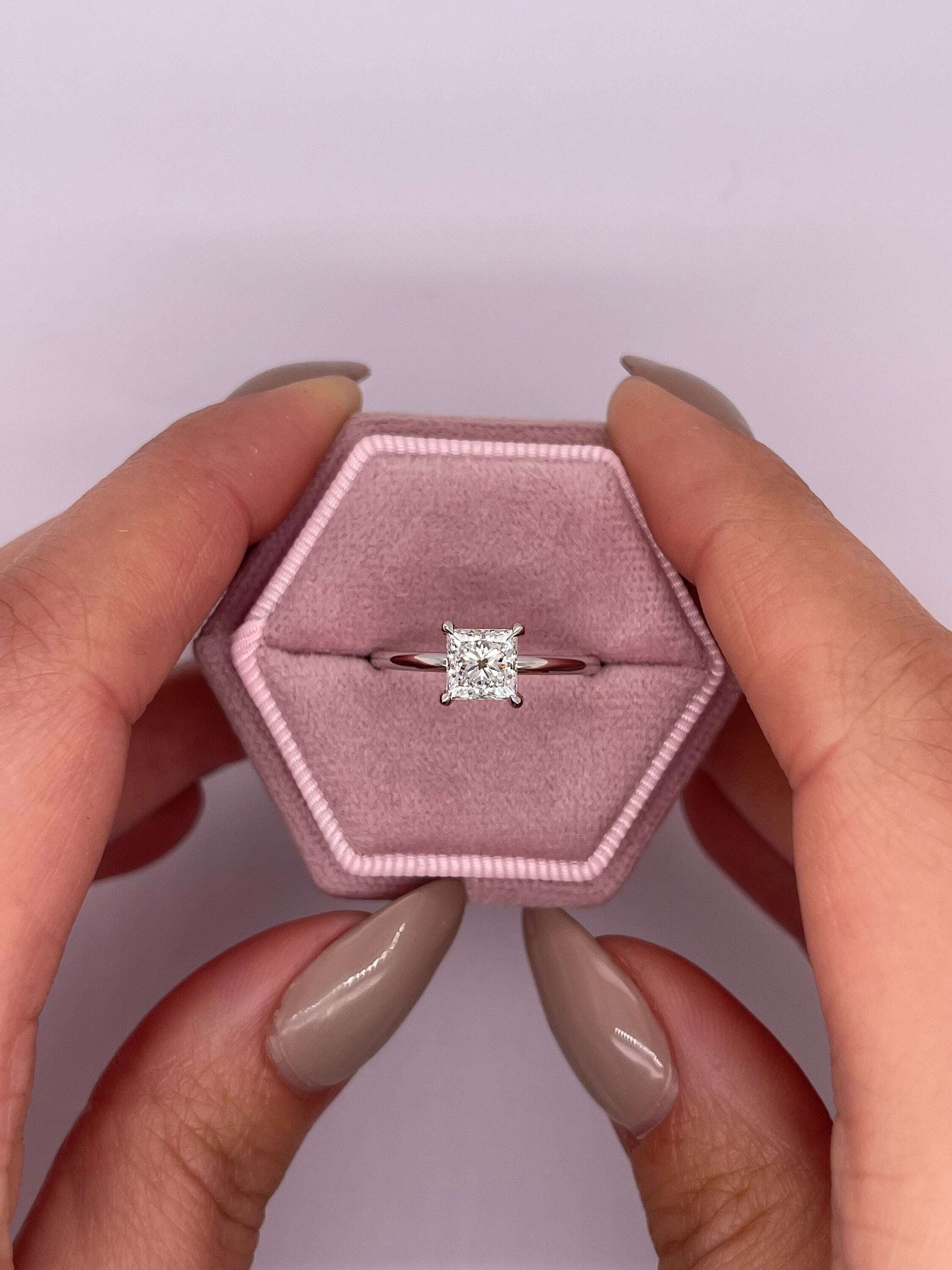 1 Carat Princess Cut Diamond Solitaire Engagement Ring