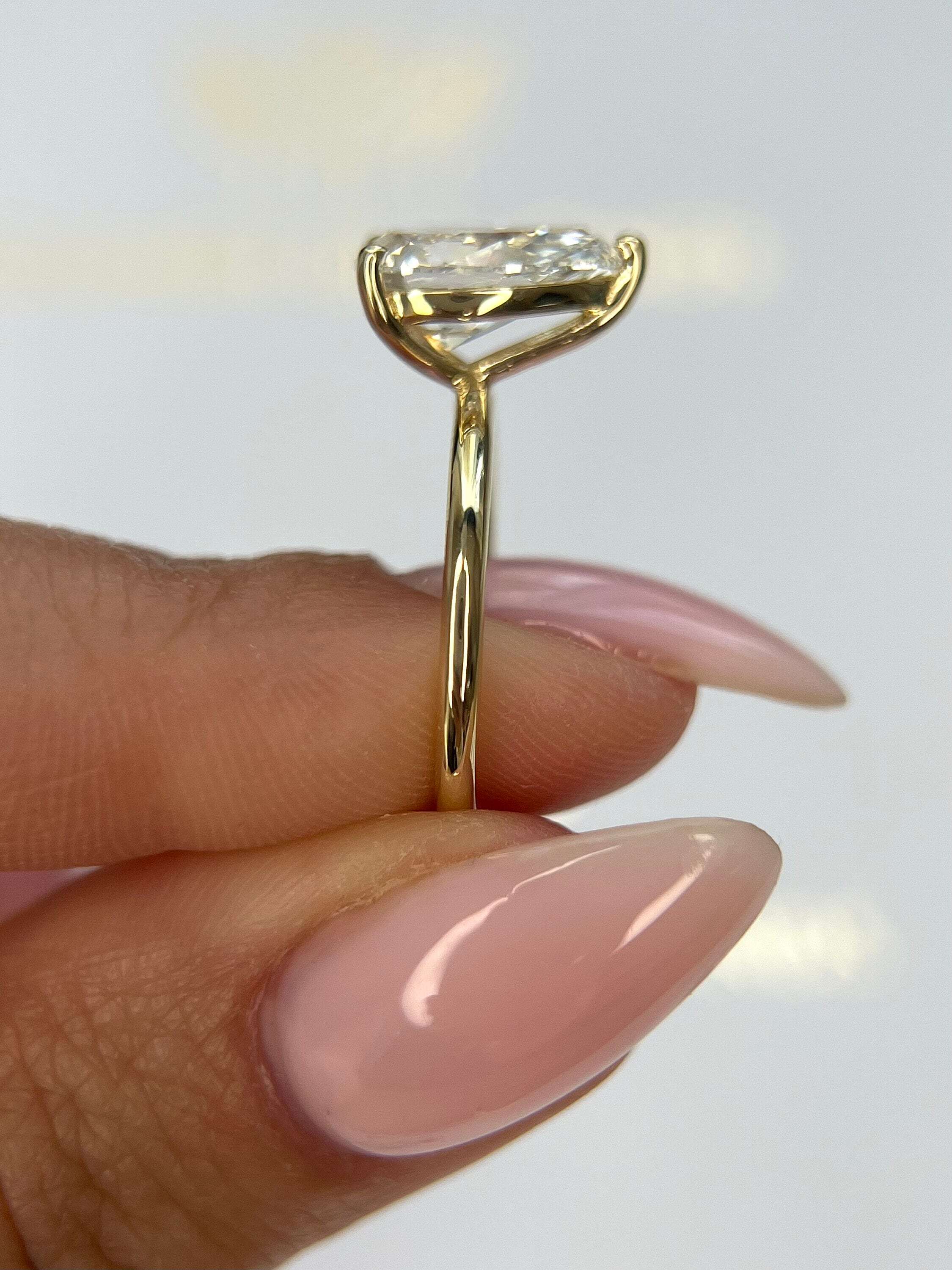 2 Carat Pear Cut Solitaire Diamond Engagement Ring