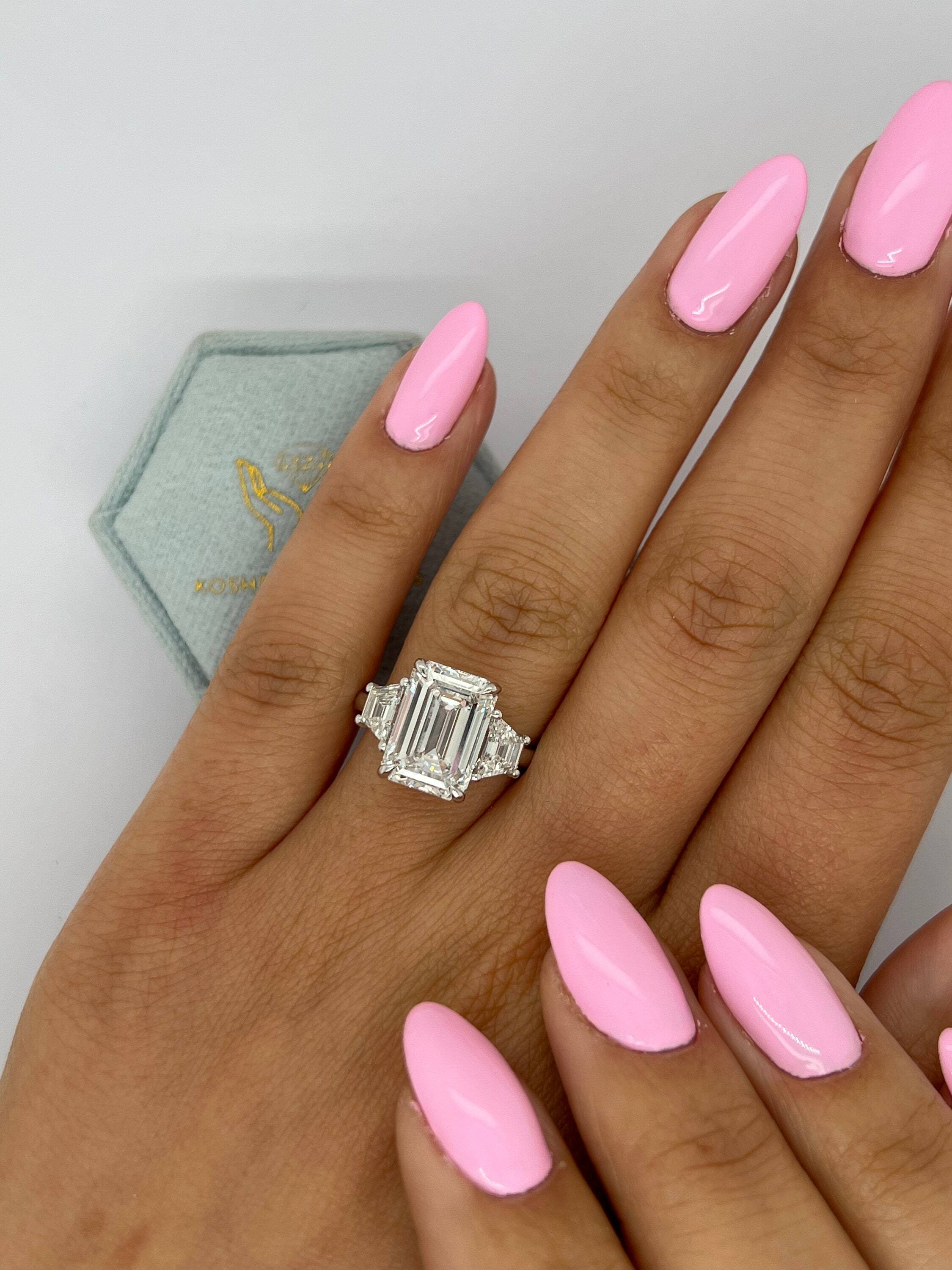 6 Carat Three Stone Emerald Cut Diamond Engagement Ring Side Trapezoids