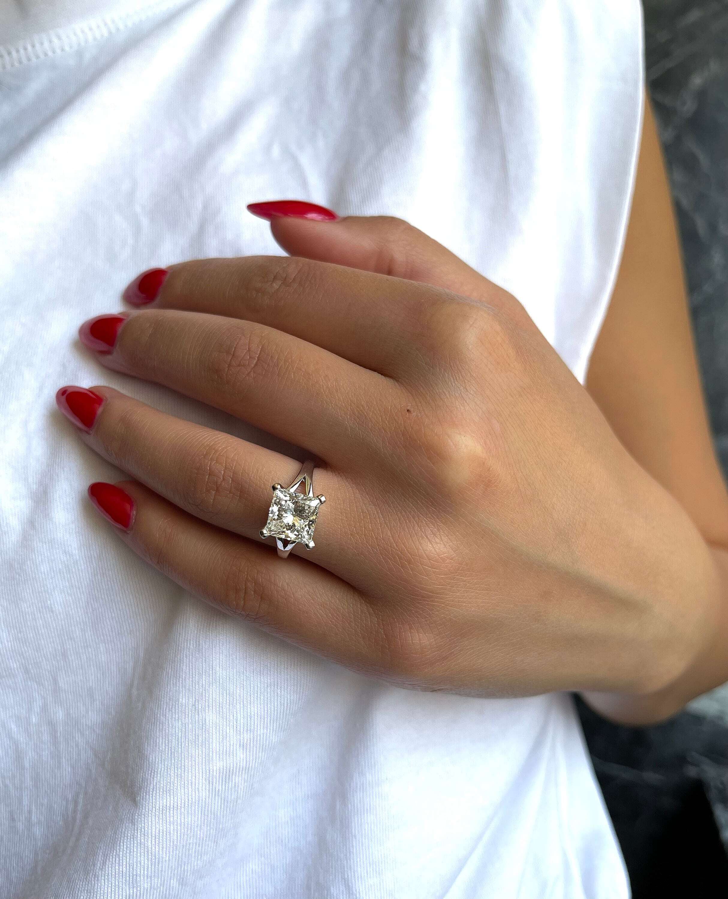 3 Carat Princess Excellent Cut Stylish Solitaire Diamond Engagement Ring